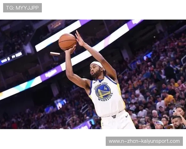 勇士外线策略：如何保持长时间跑位创造稳定三分点